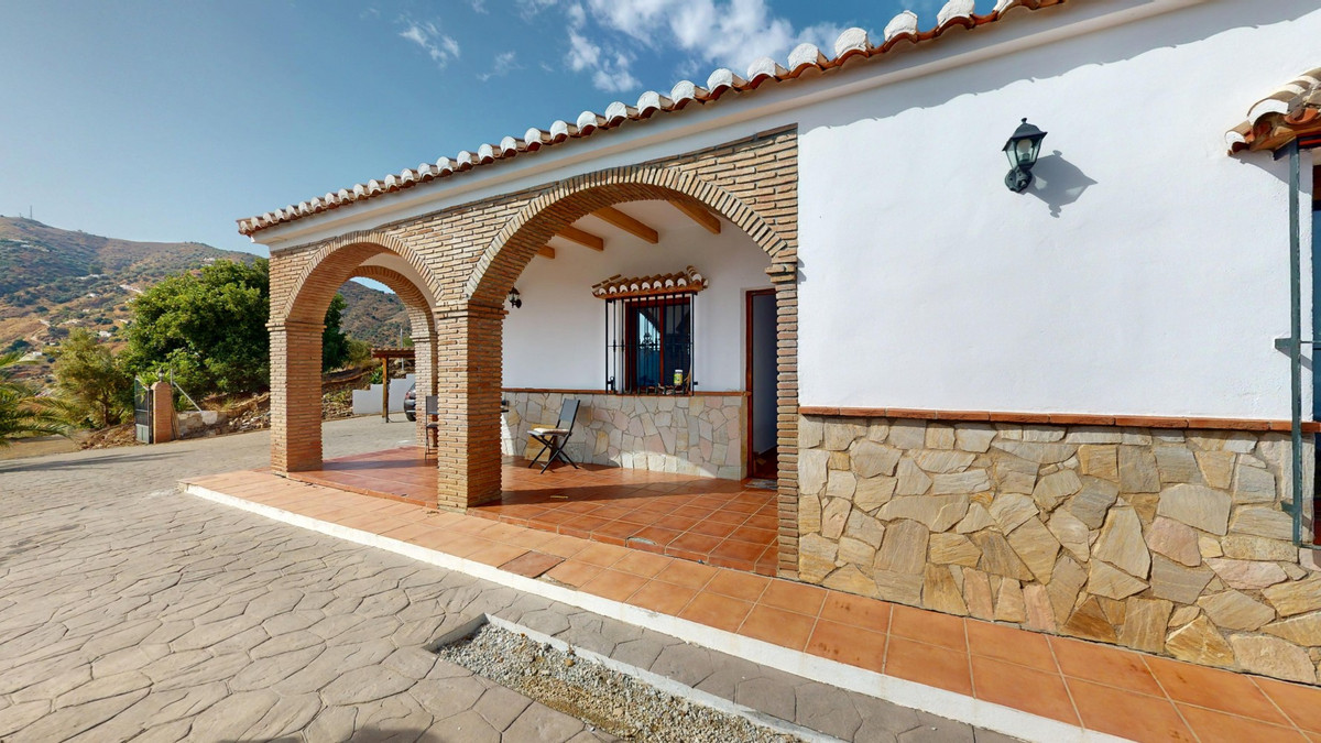 Se vende Villa - Chalet de 3 dormitorios en Costa Del Sol East, Málaga, España