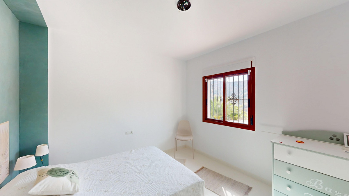 Se vende Villa - Chalet de 3 dormitorios en Costa Del Sol East, Málaga, España