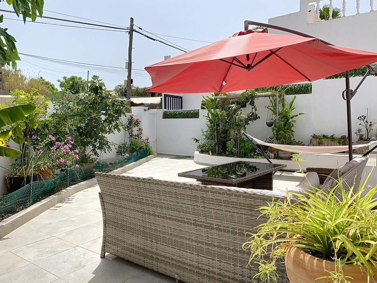 Se vende Pareada de 3 dormitorios en Costa Del Sol, Málaga, España