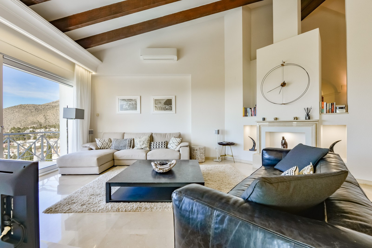 8 Bed Townhouse for sale in Altea Costa Blanca, Alicante, Spain