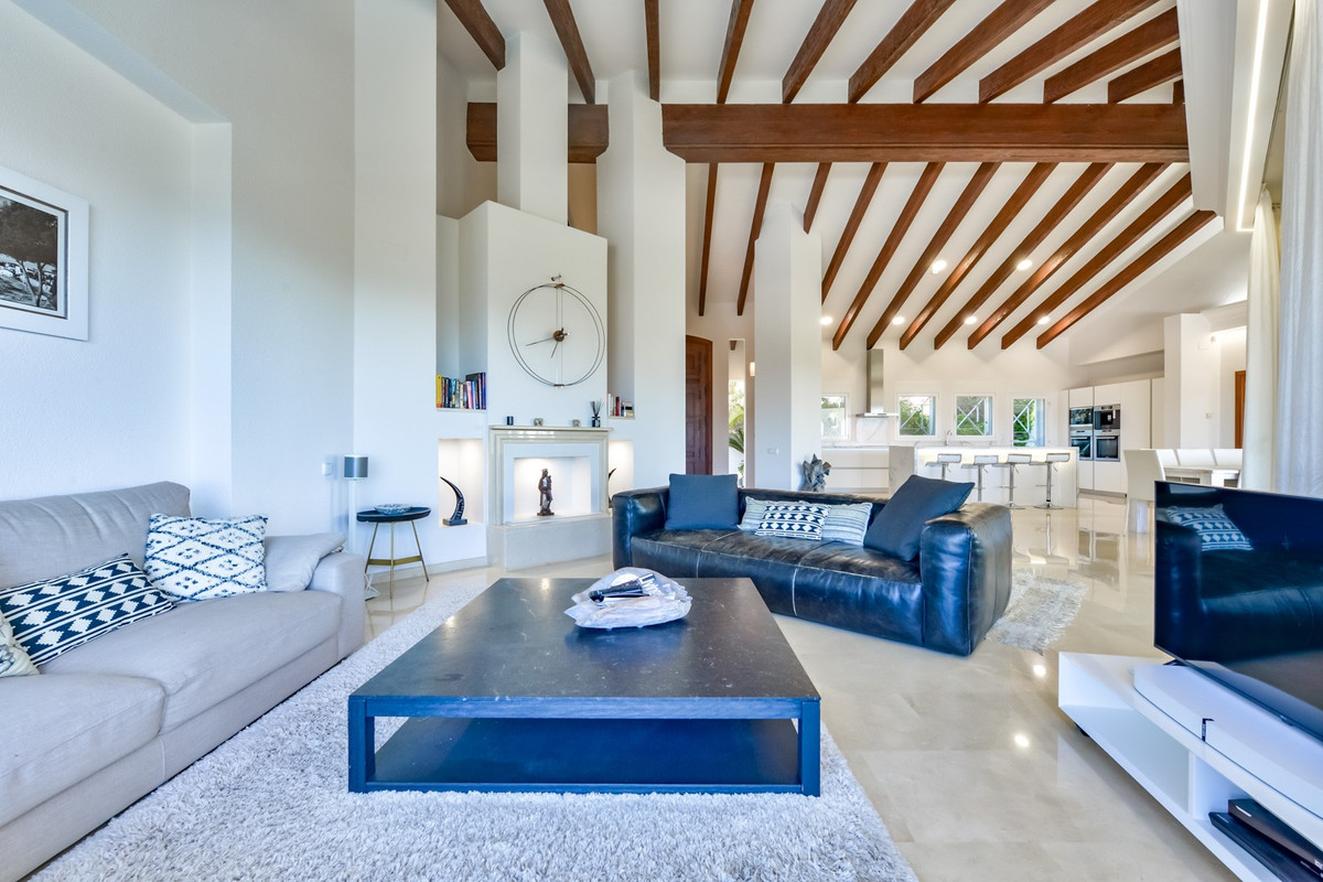 8 Bed Townhouse for sale in Altea Costa Blanca, Alicante, Spain