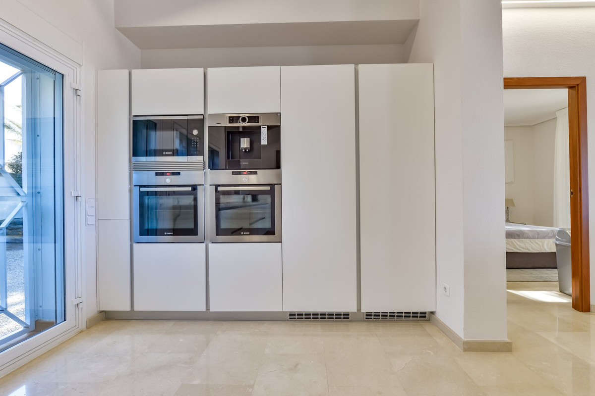 8 Bed Townhouse for sale in Altea Costa Blanca, Alicante, Spain
