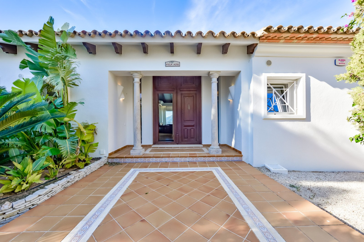 8 Bed Townhouse for sale in Altea Costa Blanca, Alicante, Spain