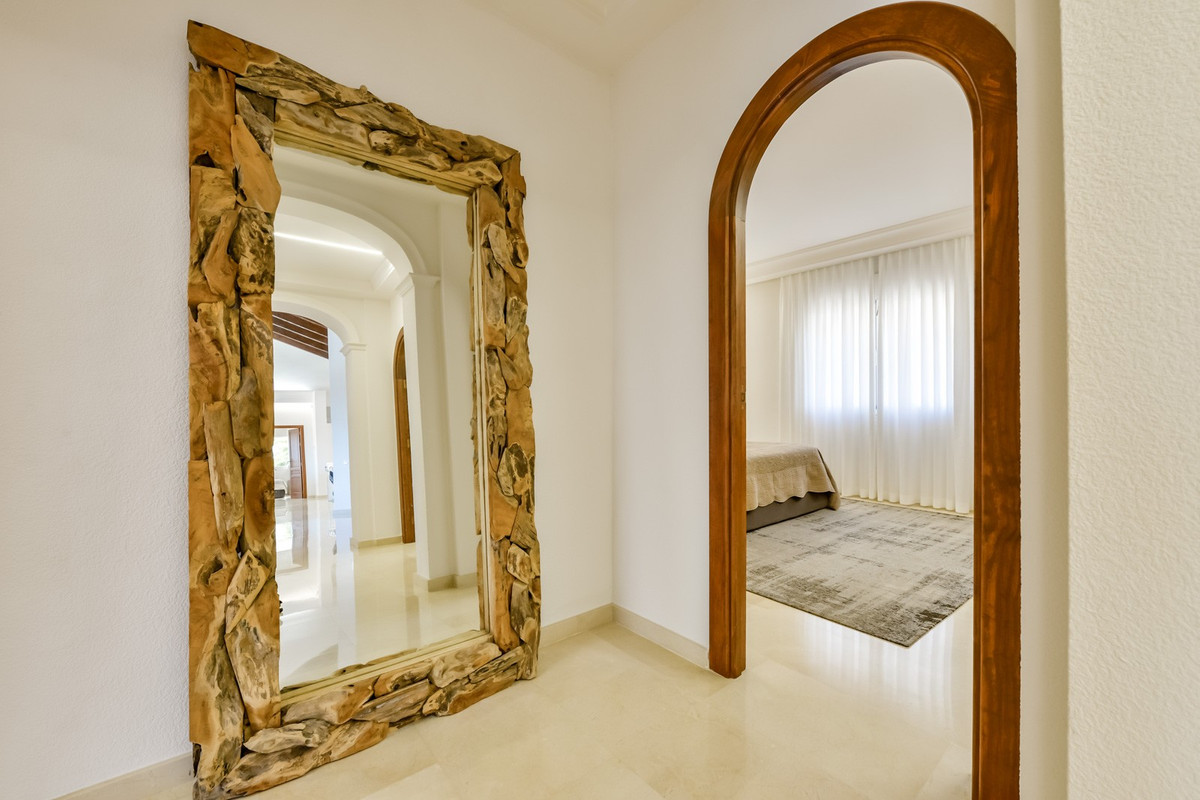 8 Bed Townhouse for sale in Altea Costa Blanca, Alicante, Spain