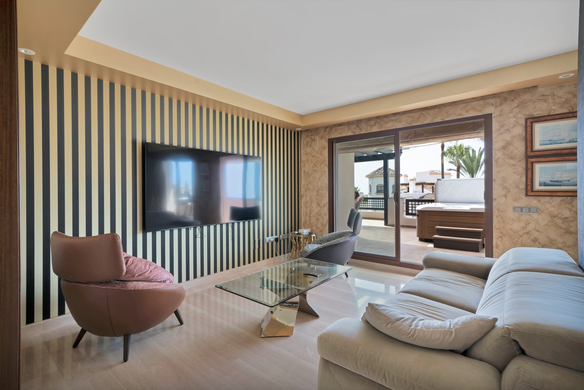 3 Bed Apartment for sale in Nueva Andalucía Costa Del Sol, Málaga, Spain