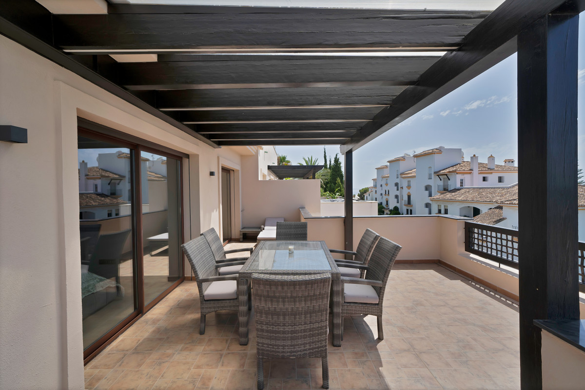 3 Bed Apartment for sale in Nueva Andalucía Costa Del Sol, Málaga, Spain
