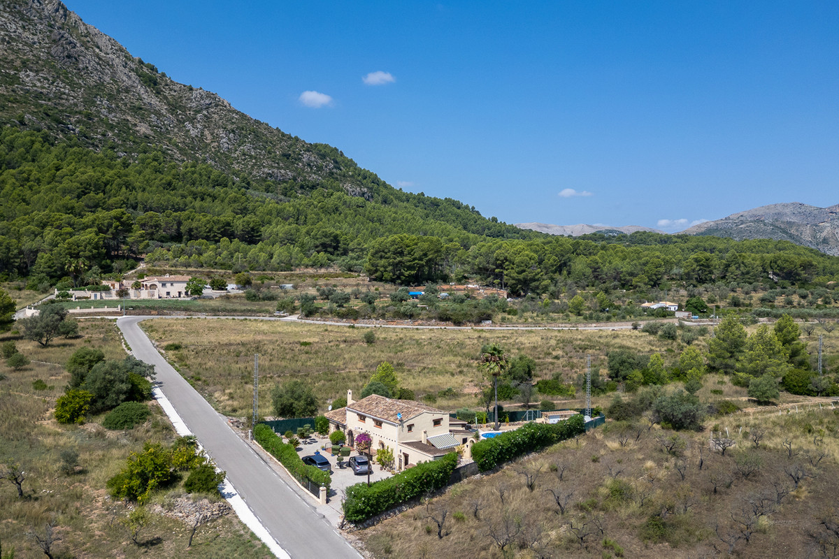 Se vende Finca - Cortijo de 3 dormitorios en Costa Blanca, Alicante, España