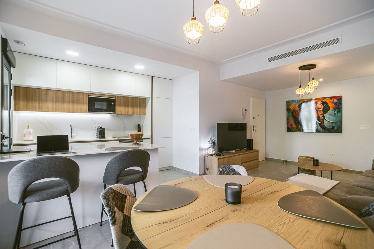 Se vende Apartamento Planta Baja de 2 dormitorios en Costa Blanca, Alicante, España