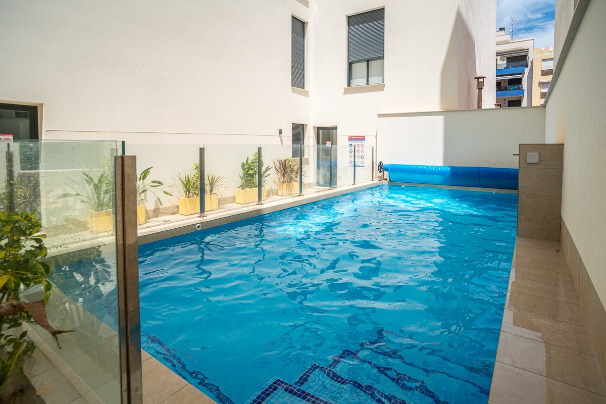 Se vende Apartamento Planta Baja de 2 dormitorios en Costa Blanca, Alicante, España