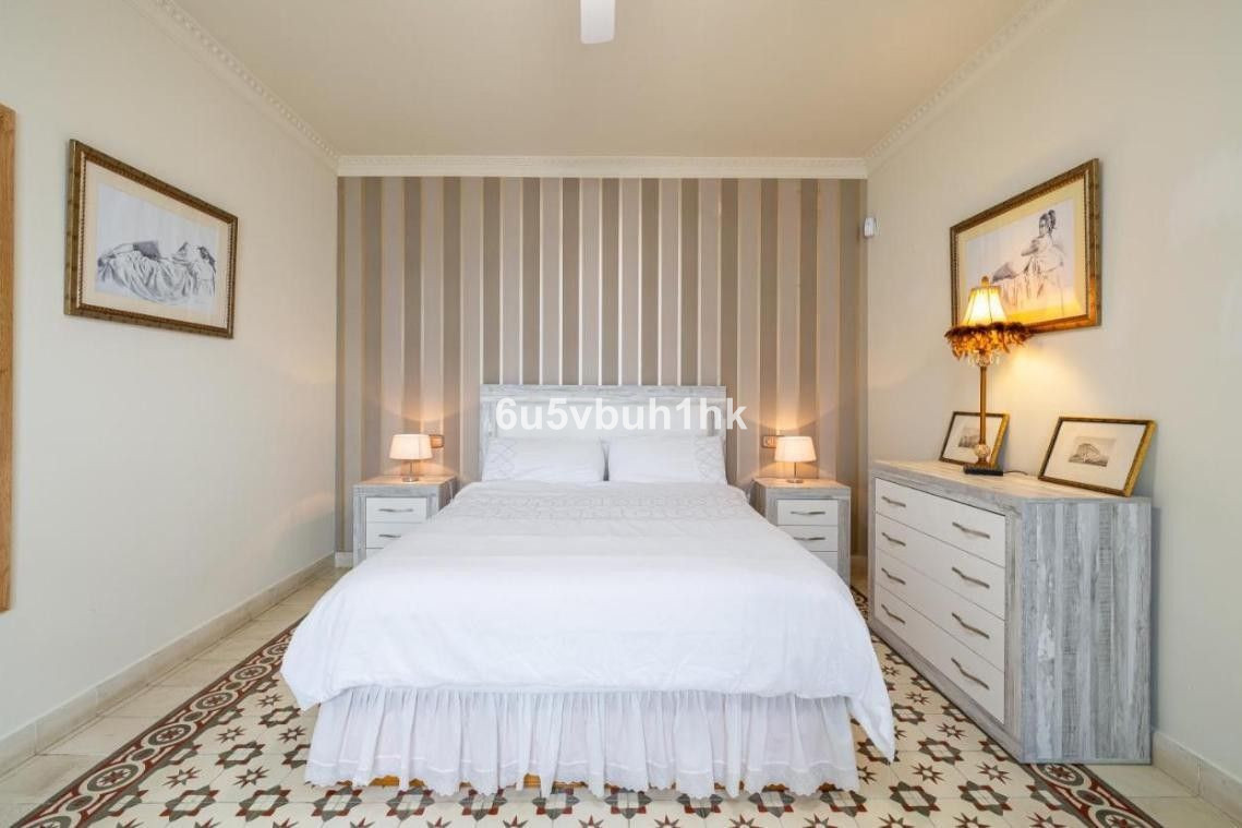 Se vende Adosada de 5 dormitorios en Costa Del Sol, Málaga, España