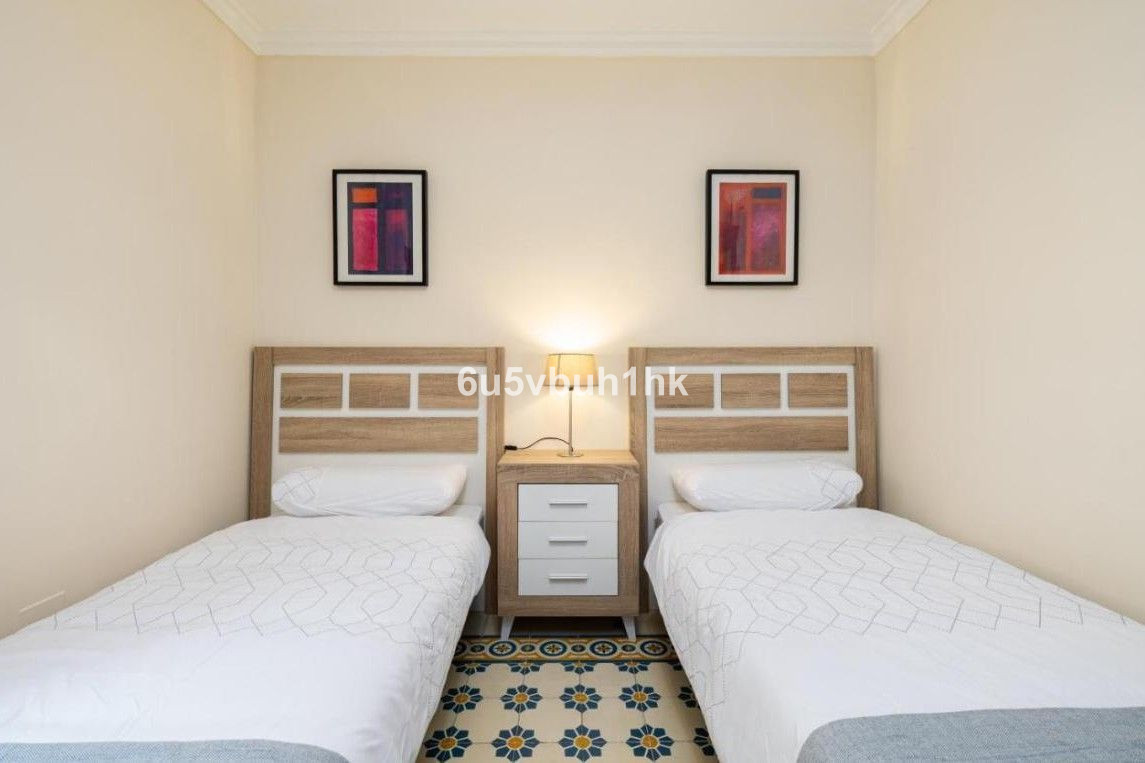 Se vende Adosada de 5 dormitorios en Costa Del Sol, Málaga, España