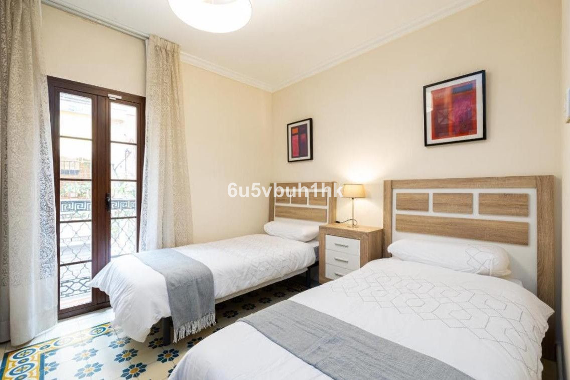 Se vende Adosada de 5 dormitorios en Costa Del Sol, Málaga, España