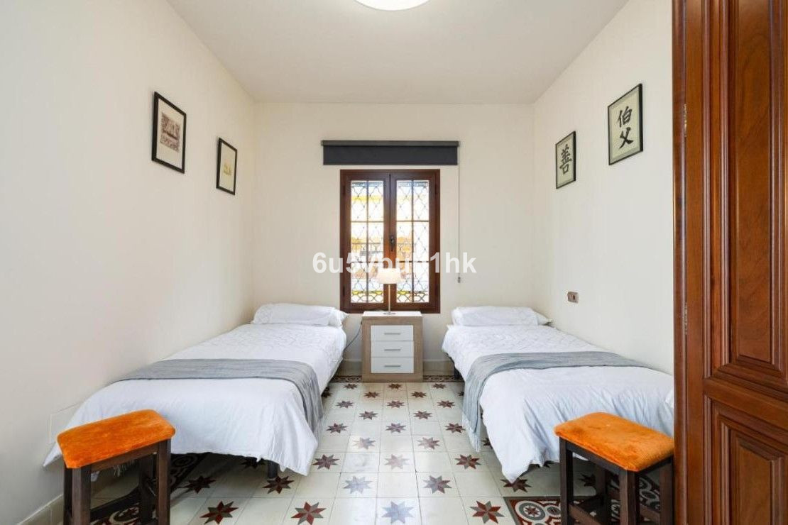 Se vende Adosada de 5 dormitorios en Costa Del Sol, Málaga, España