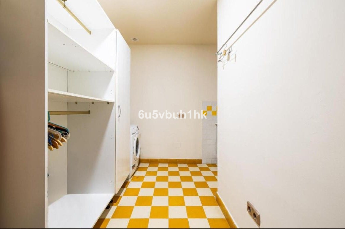 Se vende Adosada de 5 dormitorios en Costa Del Sol, Málaga, España