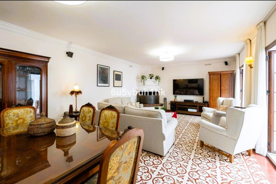 Se vende Adosada de 5 dormitorios en Costa Del Sol, Málaga, España