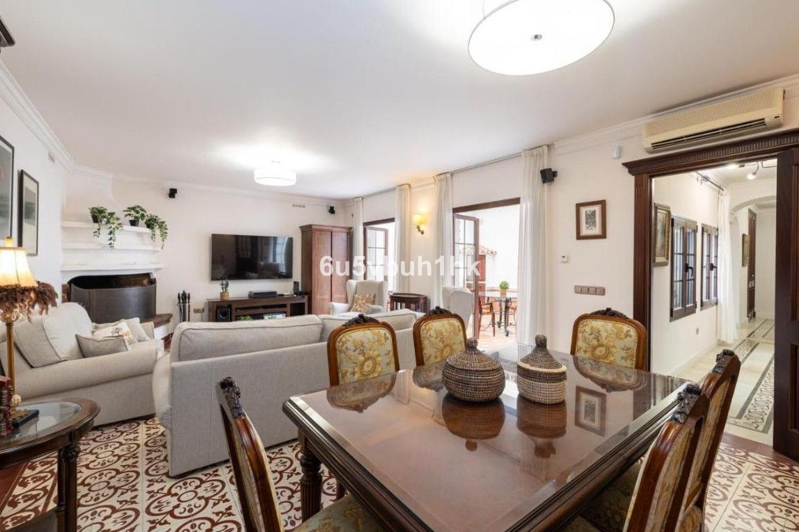 Se vende Adosada de 5 dormitorios en Costa Del Sol, Málaga, España