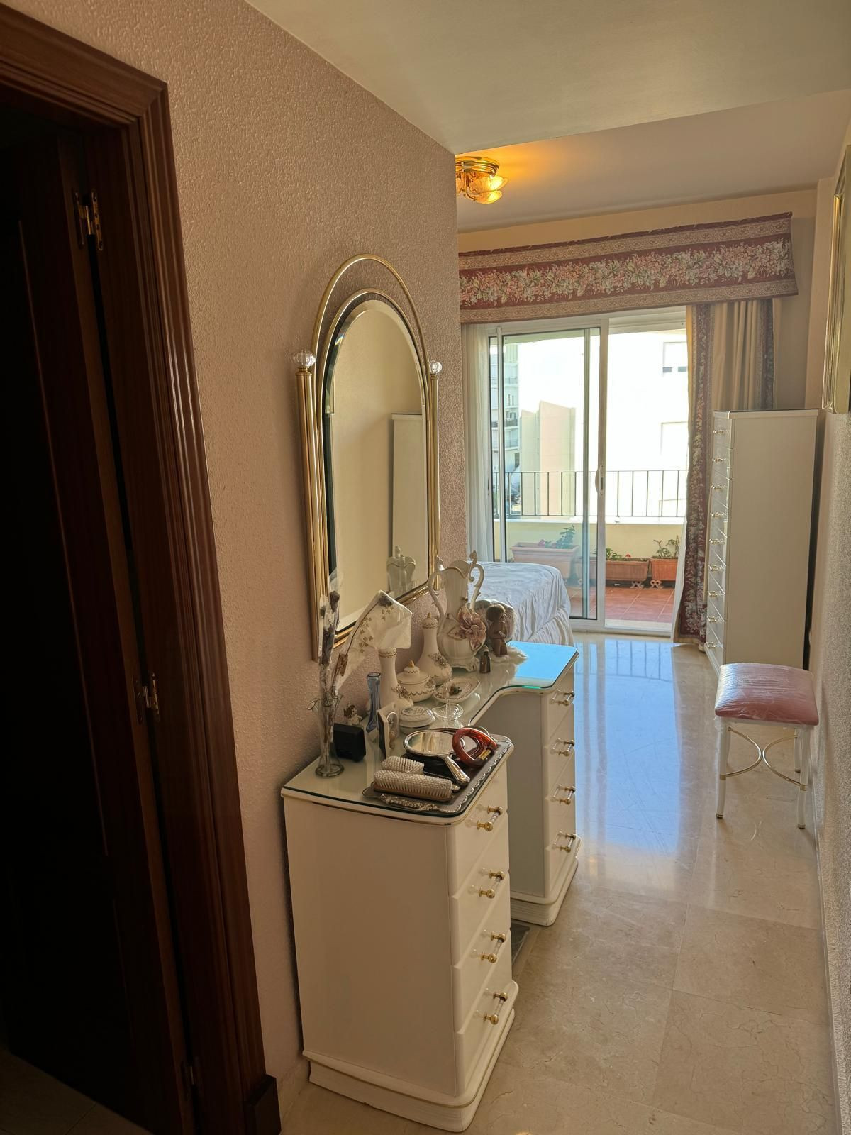 3 Bed Apartment for sale in Estepona Costa Del Sol, Málaga, Spain