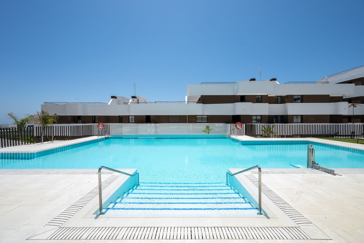 3 Bed Apartment for sale in Estepona Costa Del Sol, Málaga, Spain