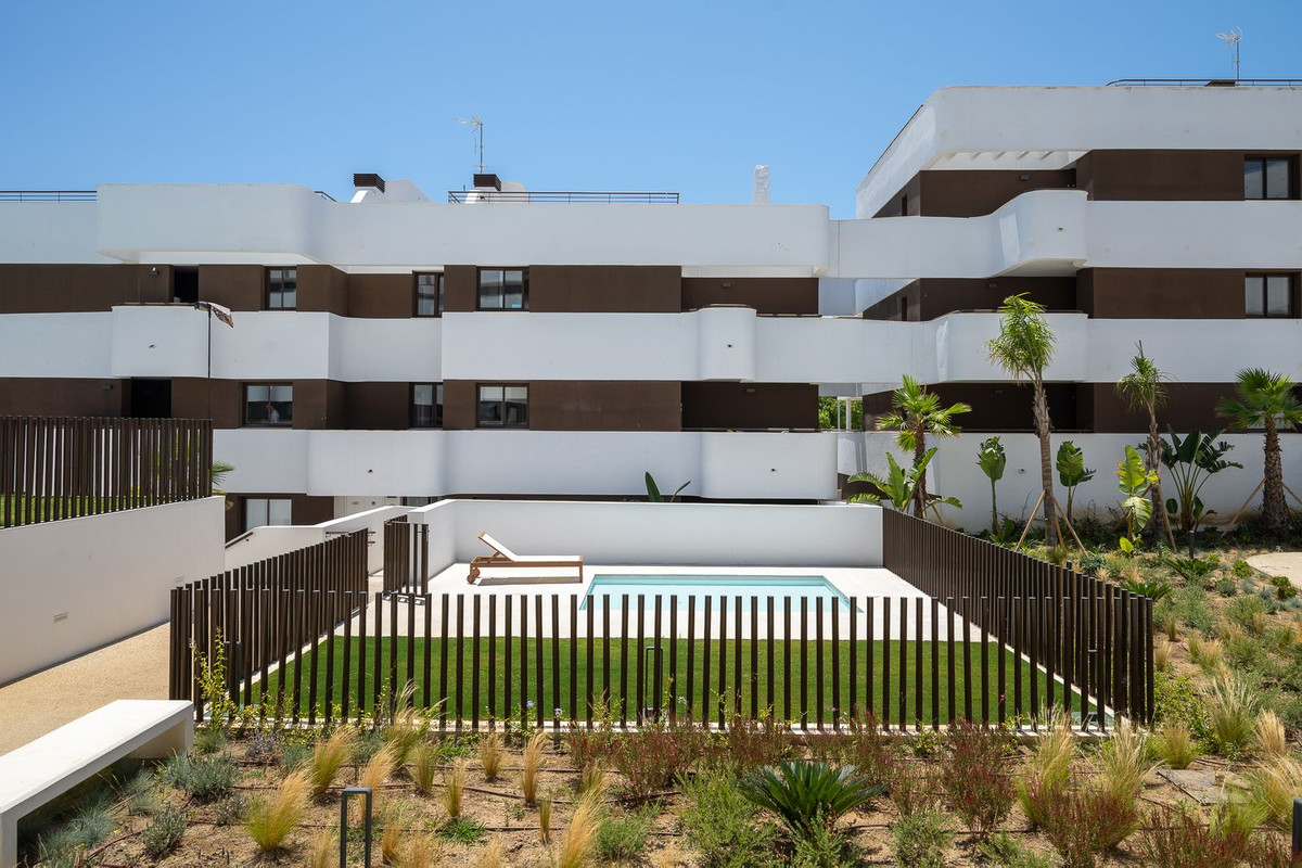 3 Bed Apartment for sale in Estepona Costa Del Sol, Málaga, Spain