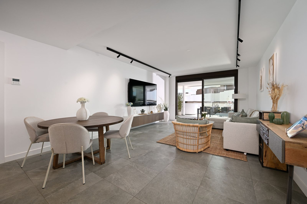 3 Bed Apartment for sale in Estepona Costa Del Sol, Málaga, Spain