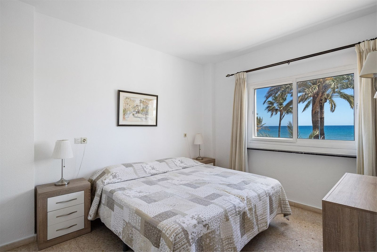 3 Bed Apartment for sale in Los Boliches Costa Del Sol, Málaga, Spain