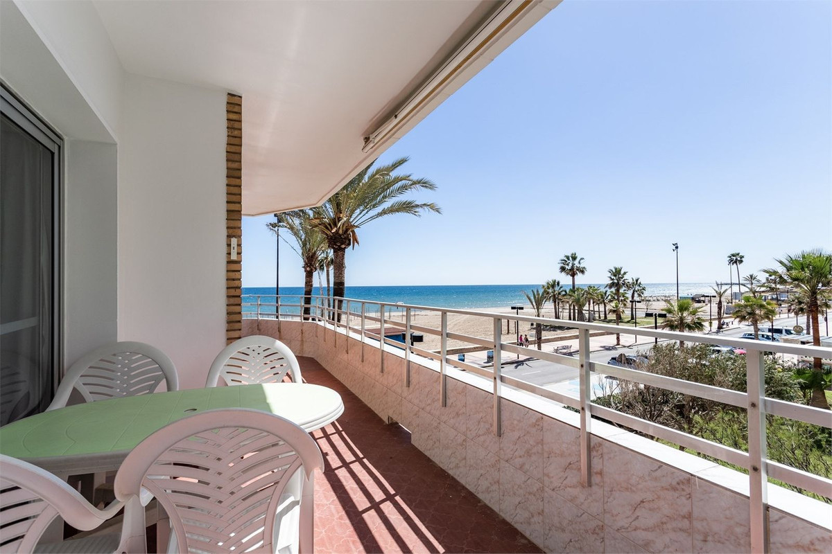 3 Bed Apartment for sale in Los Boliches Costa Del Sol, Málaga, Spain