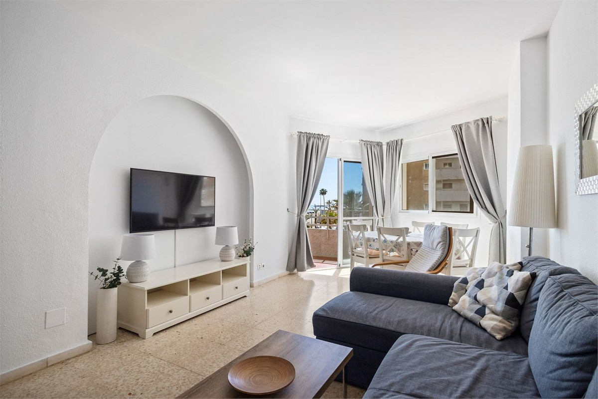 3 Bed Apartment for sale in Los Boliches Costa Del Sol, Málaga, Spain