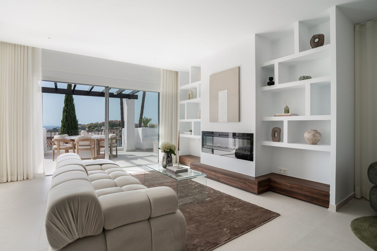 3 Bed Apartment for sale in Nueva Andalucía Costa Del Sol, Málaga, Spain