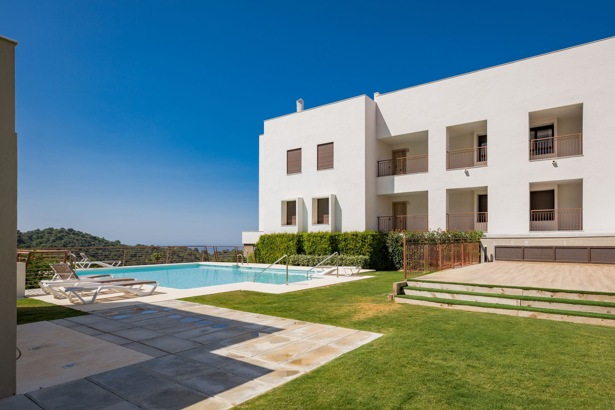 3 Bed Apartment for sale in Istán Costa Del Sol, Málaga, Spain
