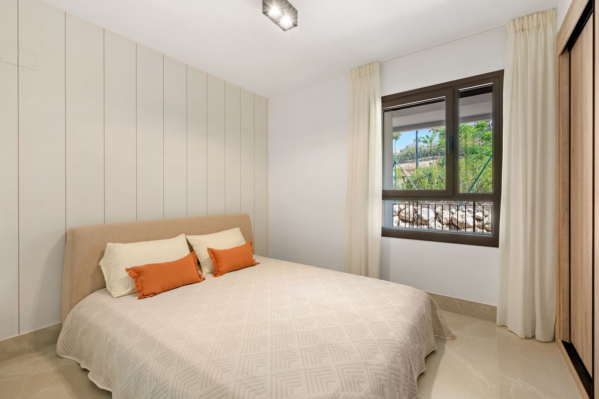 3 Bed Apartment for sale in Istán Costa Del Sol, Málaga, Spain