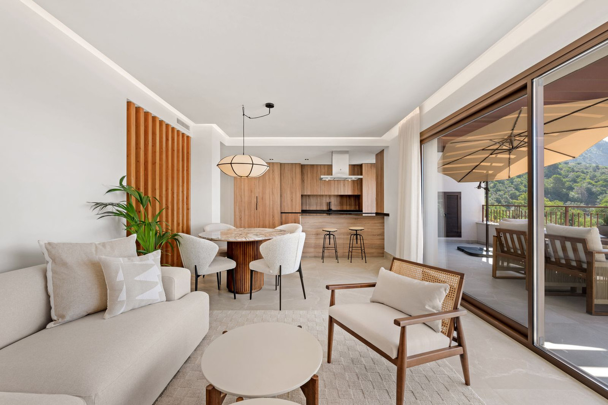 3 Bed Apartment for sale in Istán Costa Del Sol, Málaga, Spain