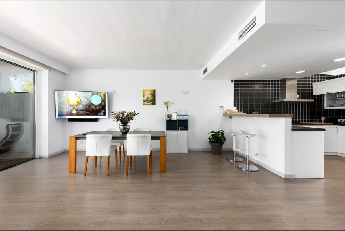 4 Bed Townhouse for sale in La Quinta Costa Del Sol, Málaga, Spain