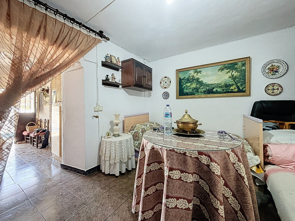 Se vende Pareada de 4 dormitorios en Costa Del Sol East, Málaga, España