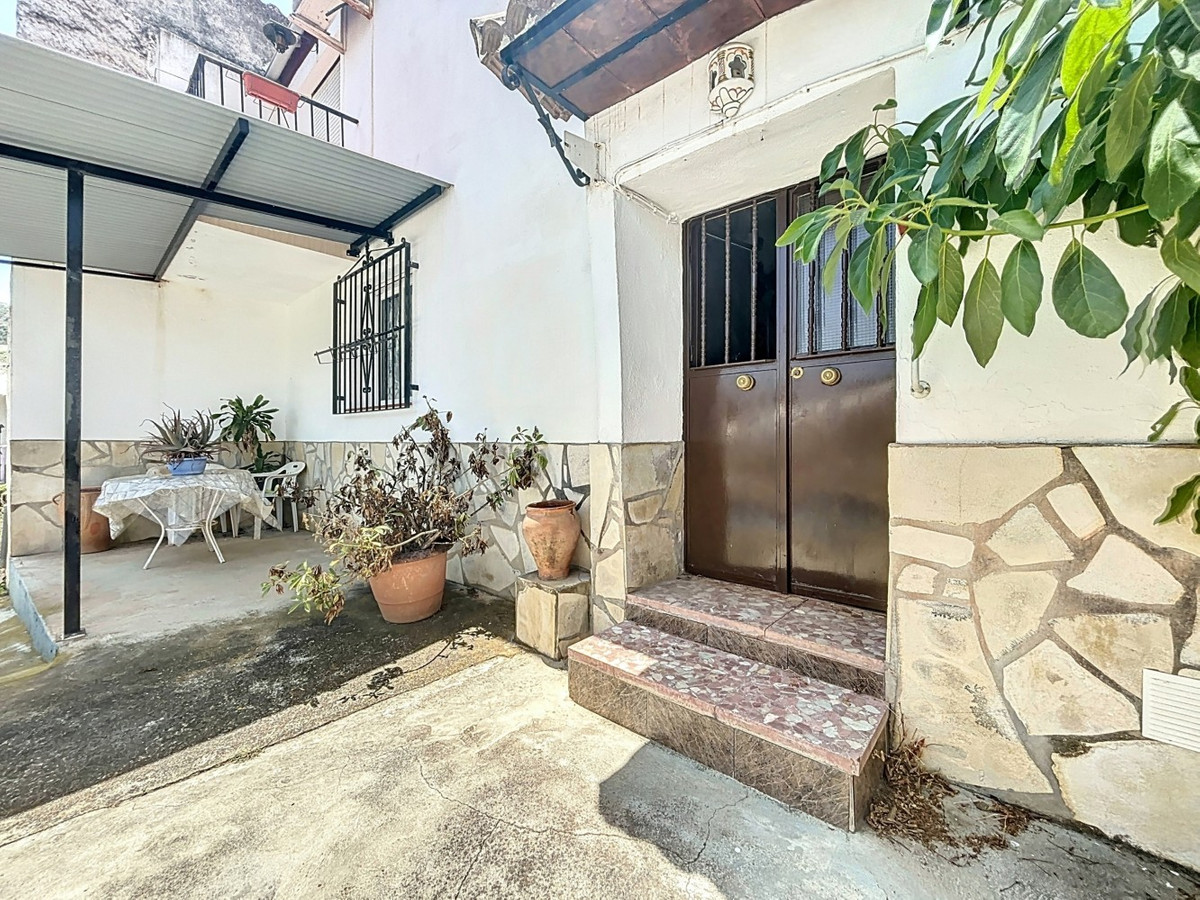 Se vende Pareada de 4 dormitorios en Costa Del Sol East, Málaga, España