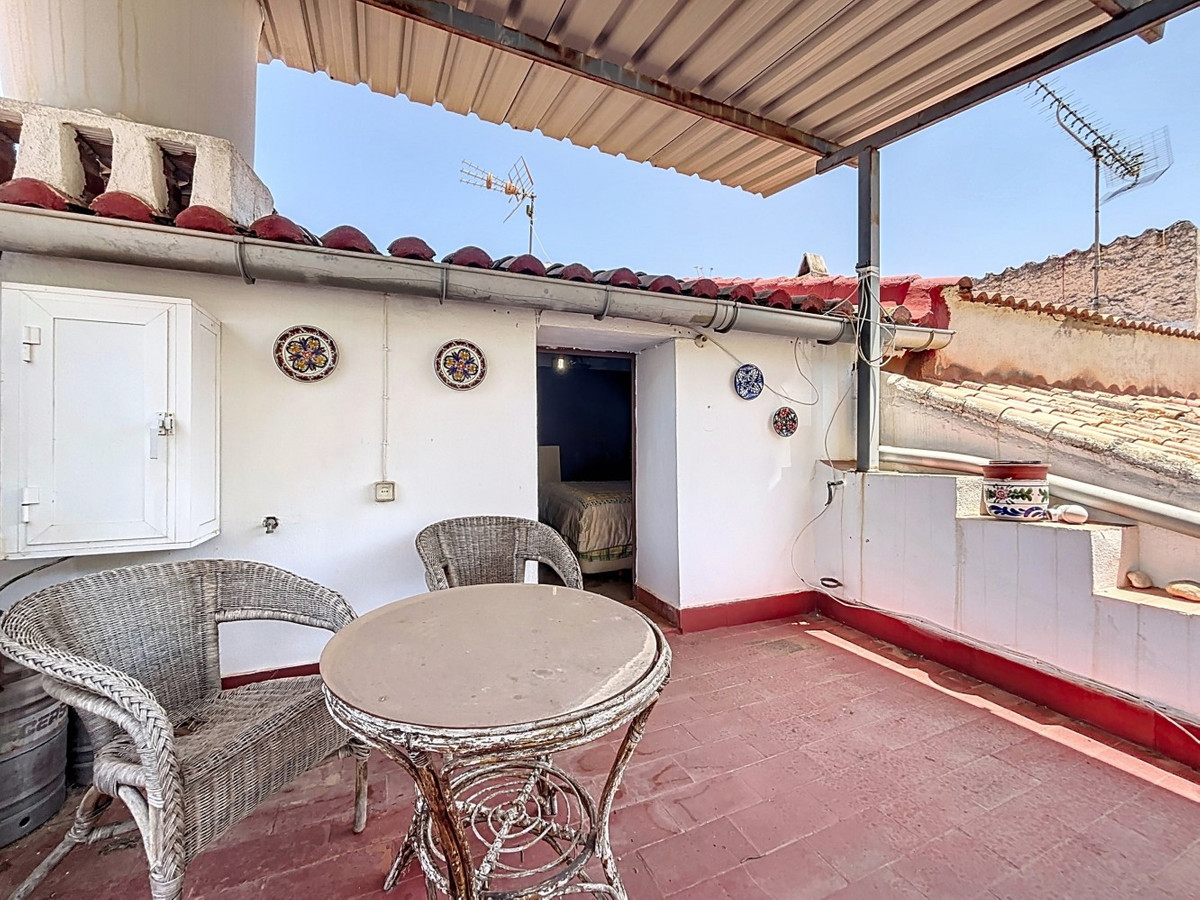 Se vende Pareada de 4 dormitorios en Costa Del Sol East, Málaga, España