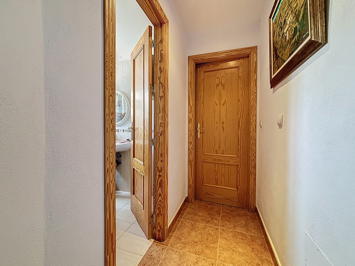 Se vende Pareada de 4 dormitorios en Costa Del Sol East, Málaga, España