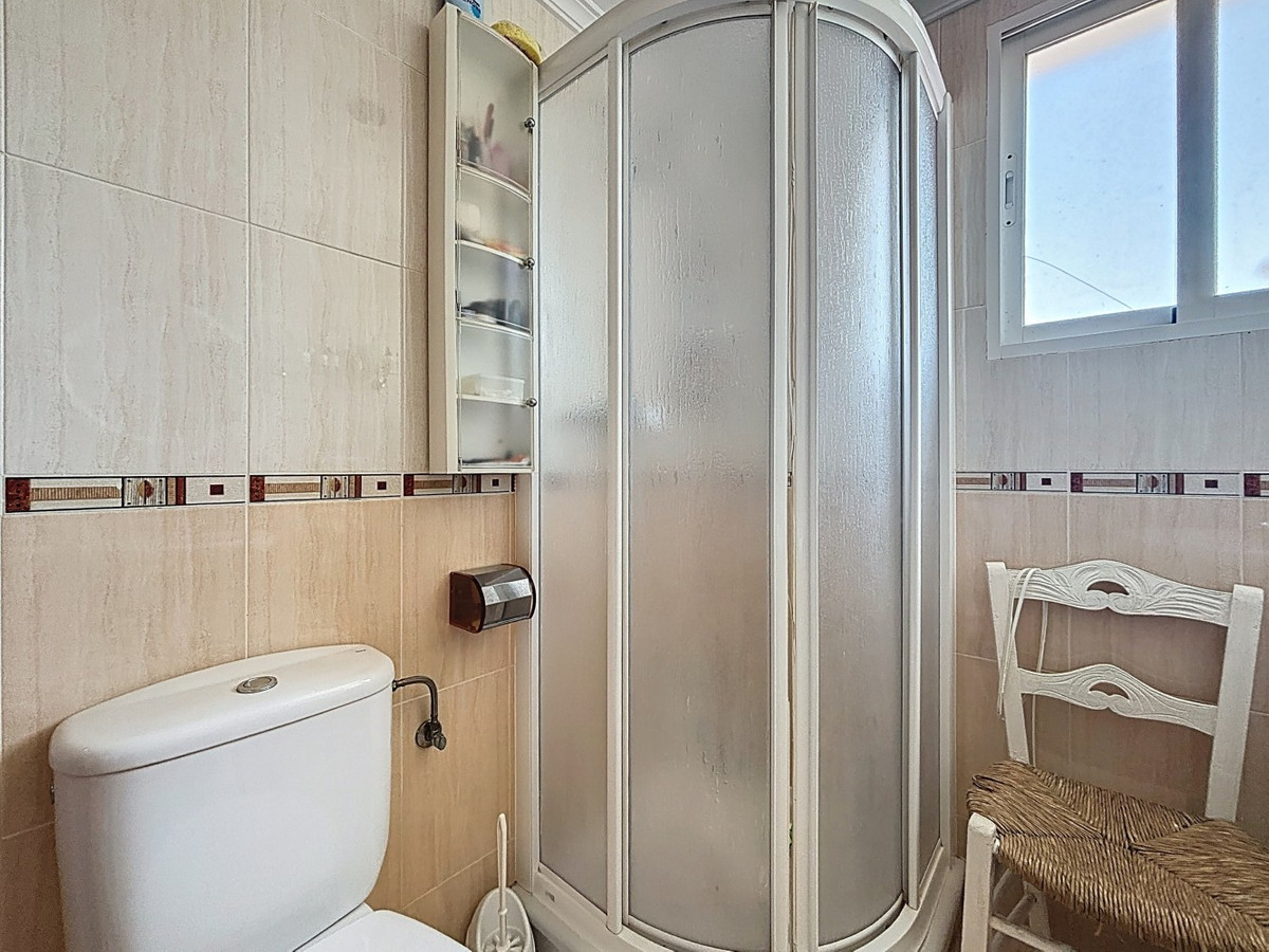 Se vende Pareada de 4 dormitorios en Costa Del Sol East, Málaga, España