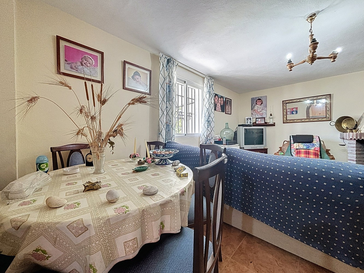 Se vende Pareada de 4 dormitorios en Costa Del Sol East, Málaga, España