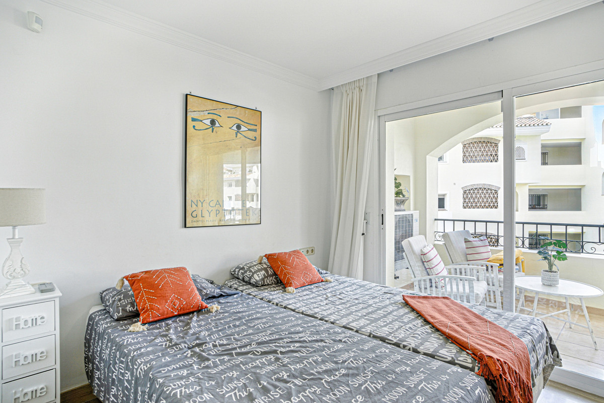 2 Bed Apartment for sale in Elviria Costa Del Sol, Málaga, Spain