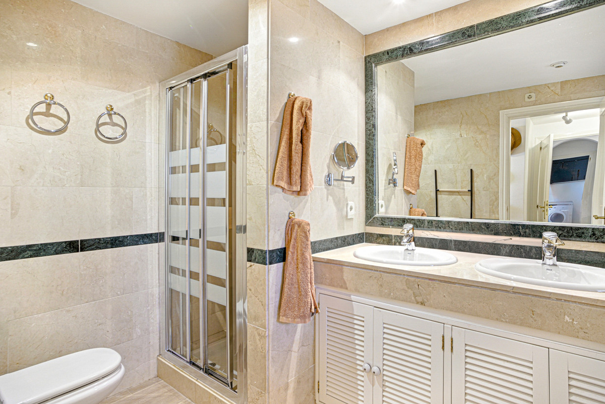 2 Bed Apartment for sale in Elviria Costa Del Sol, Málaga, Spain