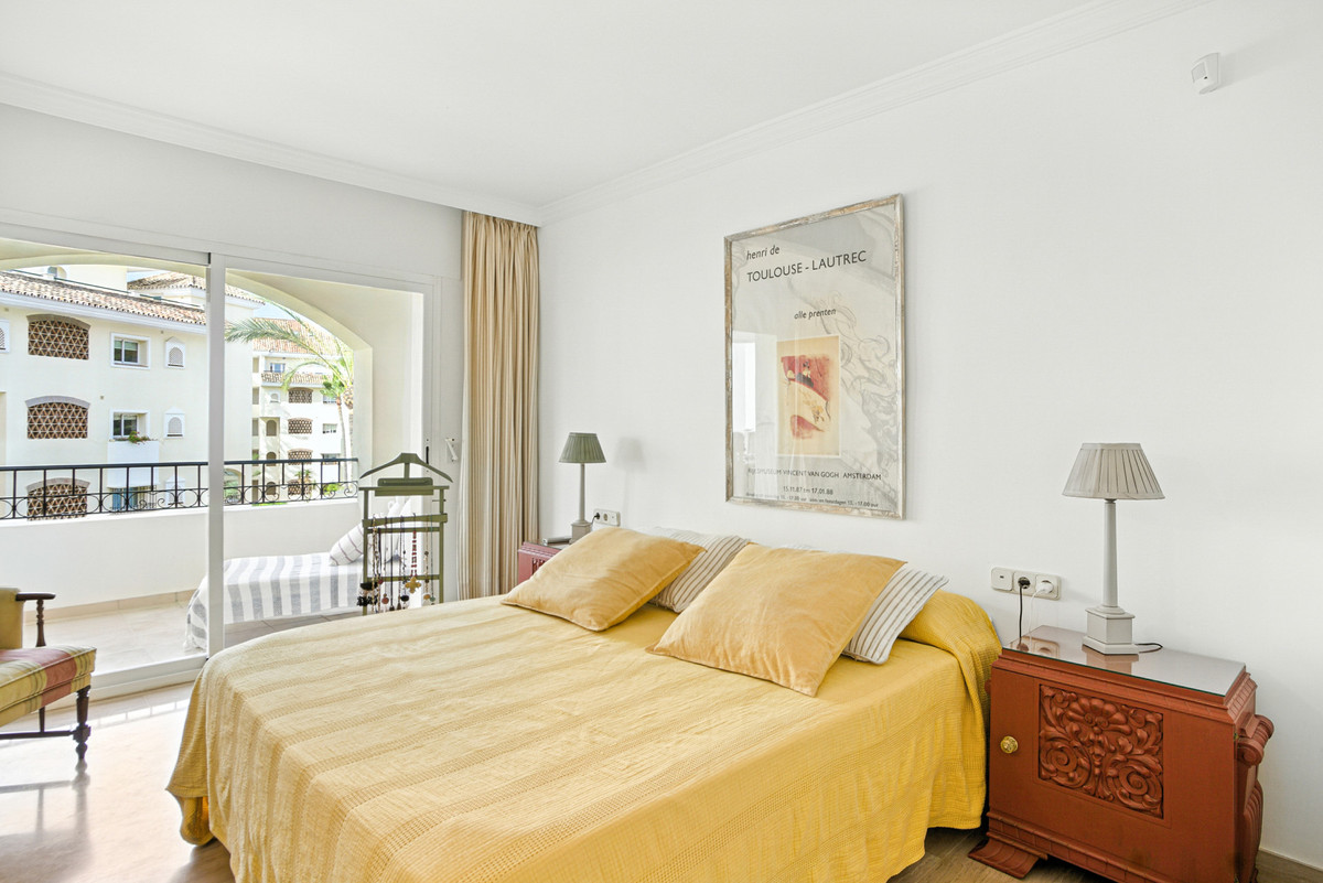 2 Bed Apartment for sale in Elviria Costa Del Sol, Málaga, Spain