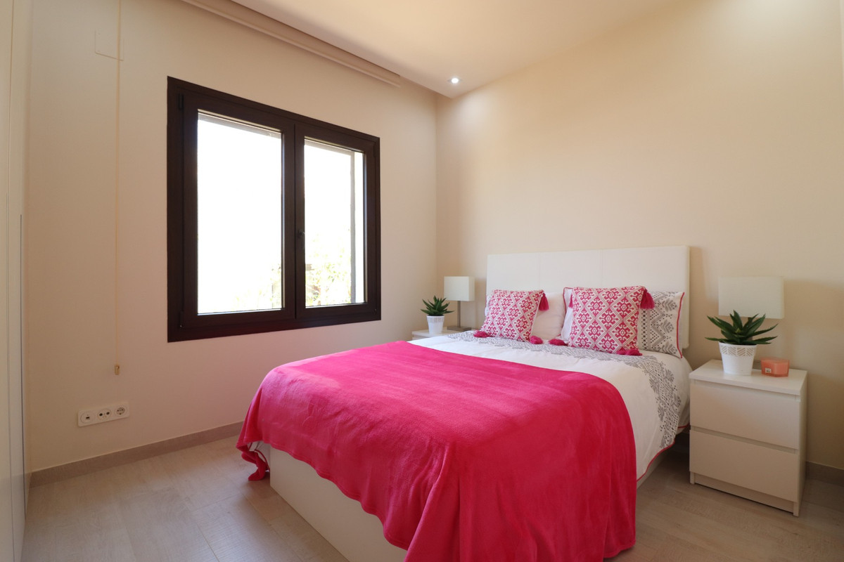 Se vende Villa - Chalet de 3 dormitorios en Costa Blanca, Alicante, España