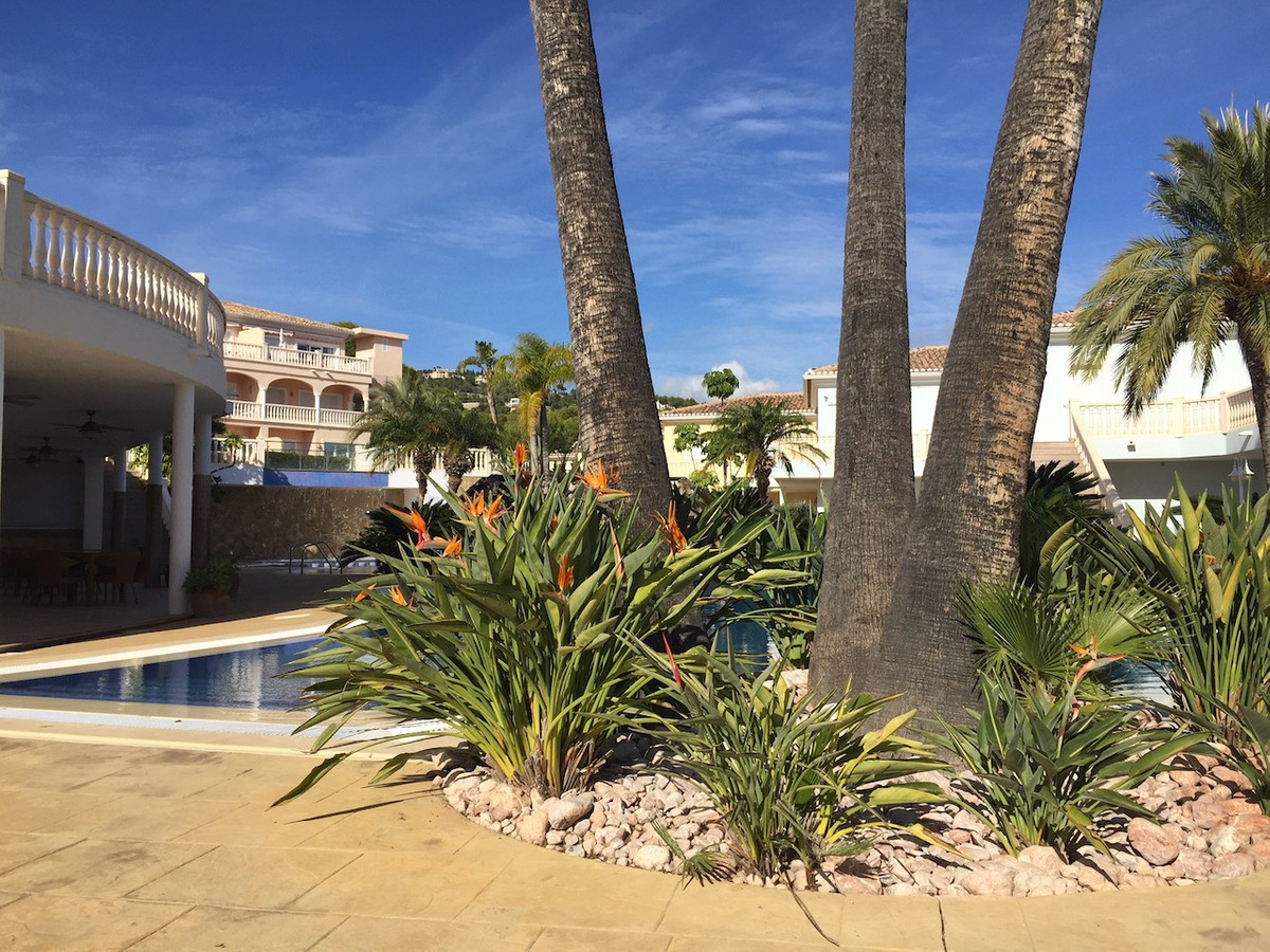 2 Bed Apartment for sale in La Fustera Costa Blanca, Alicante, Spain