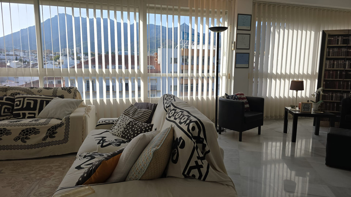 Se vende Apartamento Planta Media de 2 dormitorios en Costa Del Sol, Málaga, España