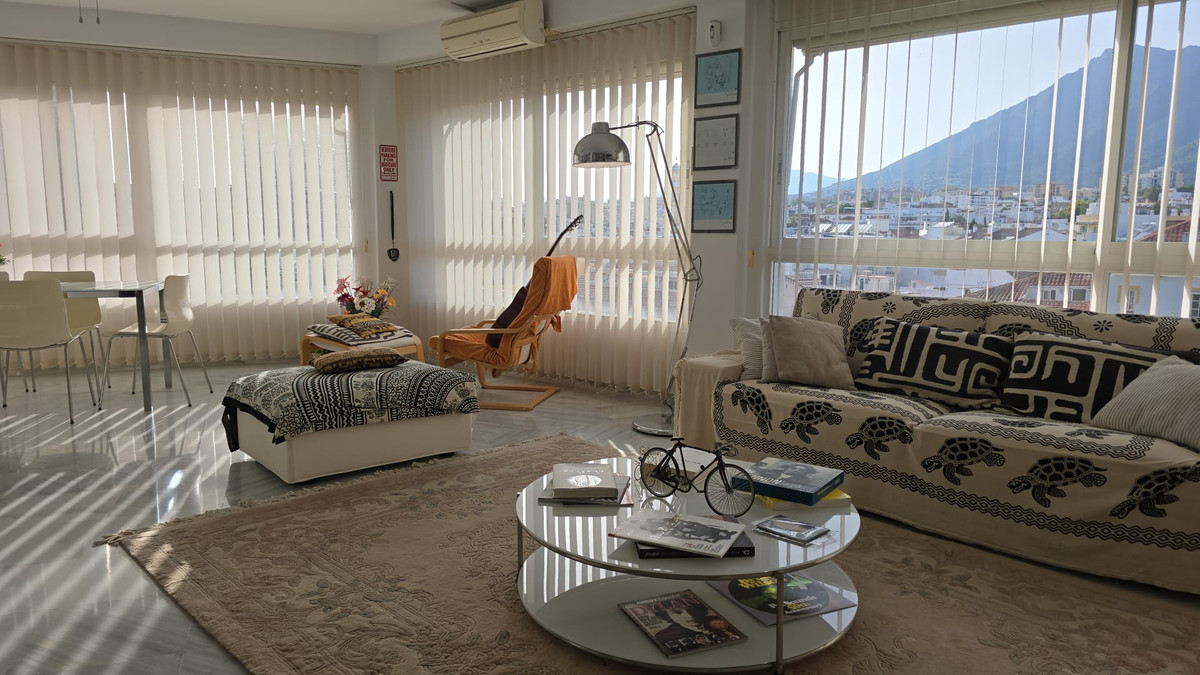 Se vende Apartamento Planta Media de 2 dormitorios en Costa Del Sol, Málaga, España