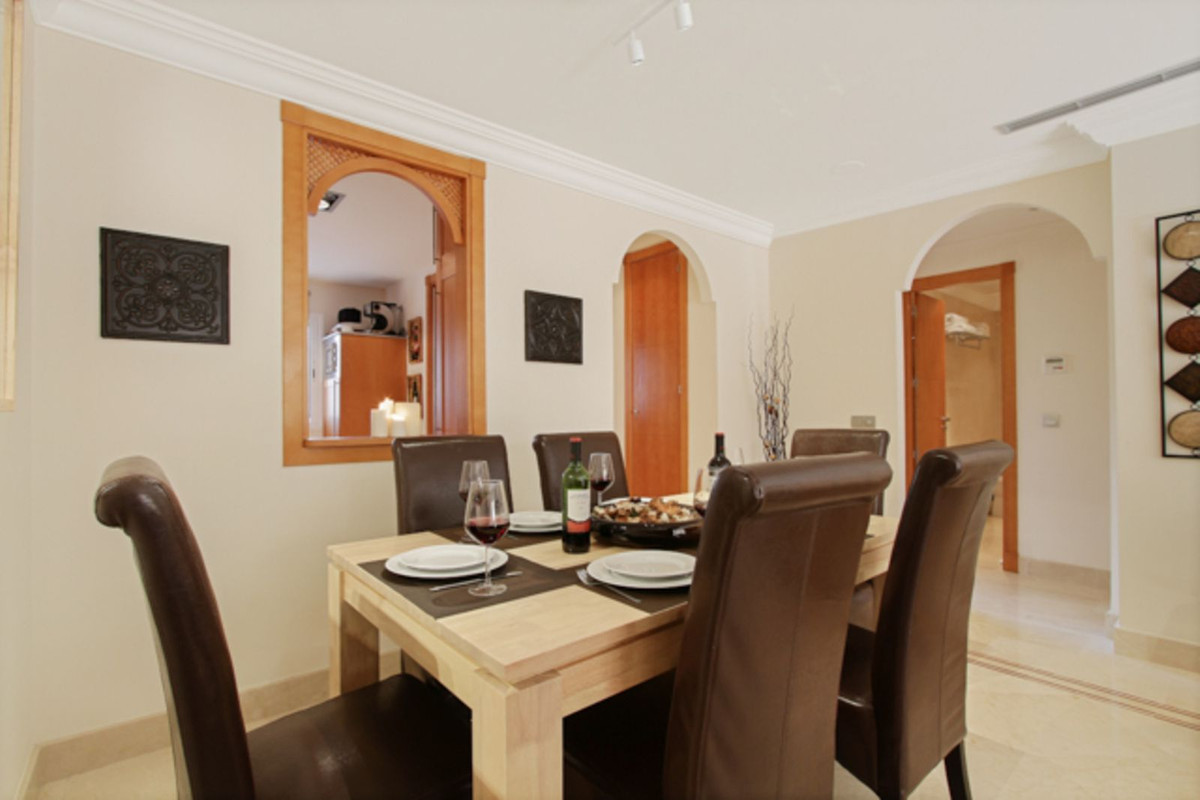 Se vende Apartamento Planta Baja de 2 dormitorios en Costa Del Sol, Málaga, España