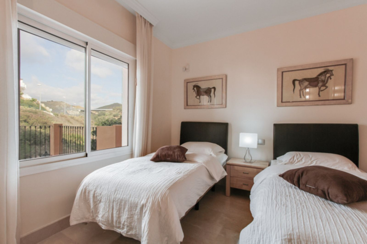 Se vende Apartamento Planta Baja de 2 dormitorios en Costa Del Sol, Málaga, España
