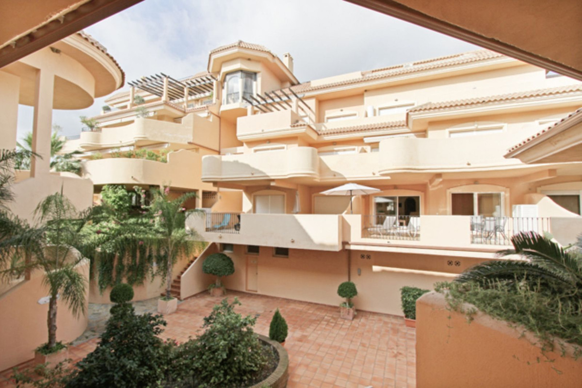 Se vende Apartamento Planta Baja de 2 dormitorios en Costa Del Sol, Málaga, España