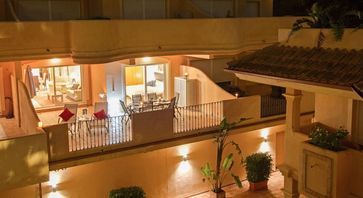 Se vende Apartamento Planta Baja de 2 dormitorios en Costa Del Sol, Málaga, España