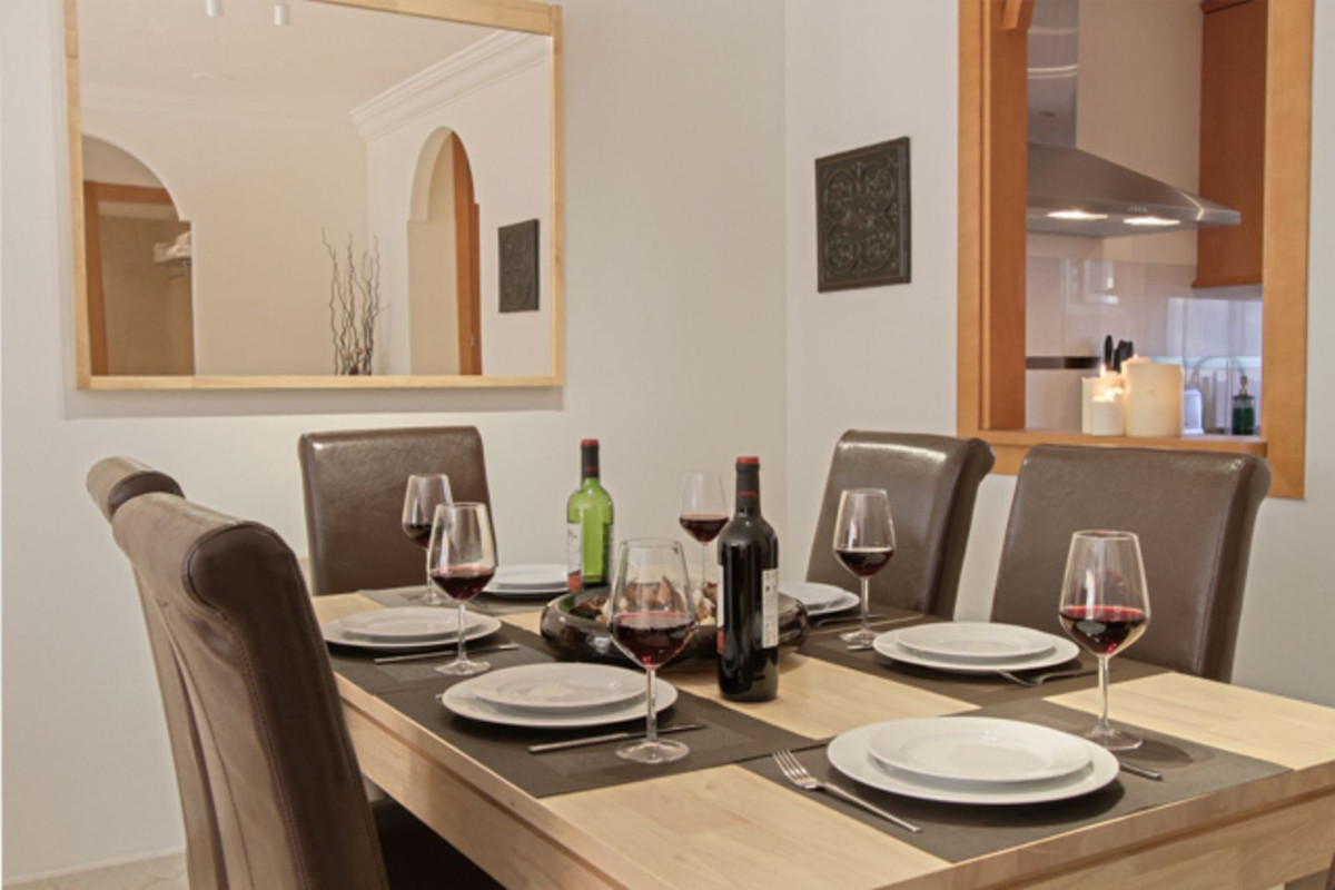 Se vende Apartamento Planta Baja de 2 dormitorios en Costa Del Sol, Málaga, España